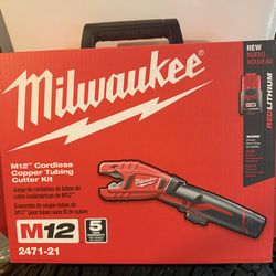 Cordless Copper Tubing Cutter Kit with