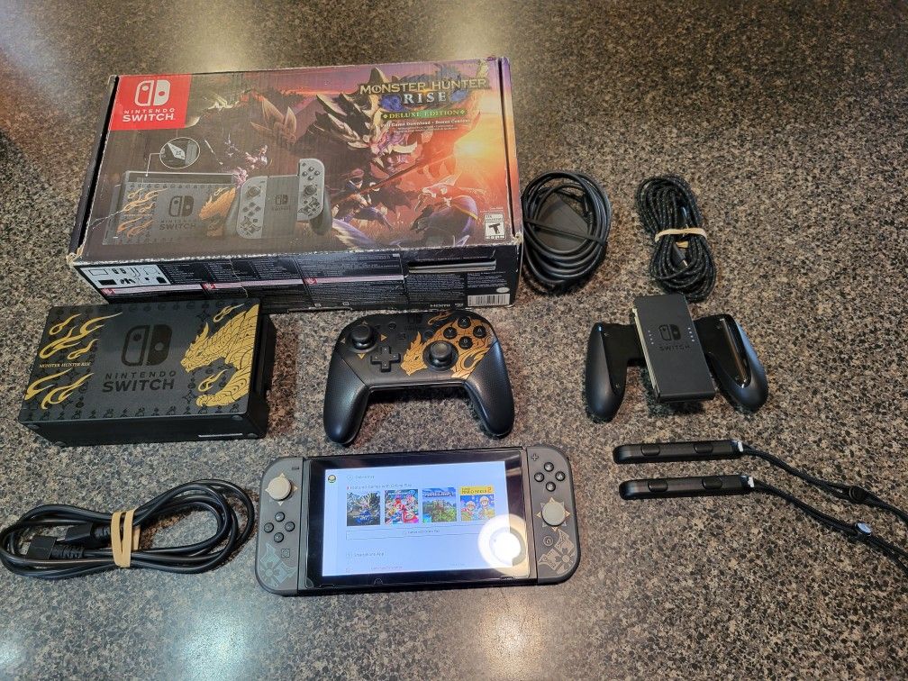 Nintendo Switch (Monster Hunter Rise Deluxe Edition)