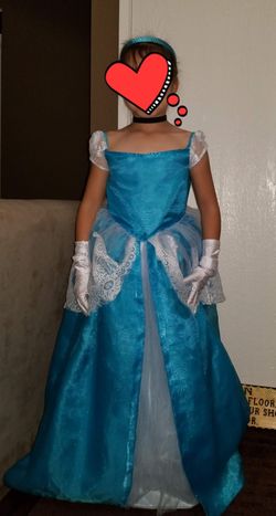 Halloween 🎃 Costume  Cinderella Cuatom  5 or 6 yr