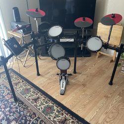Alesis Command X Mesh Kit Special Edition Electronic Drumkit 