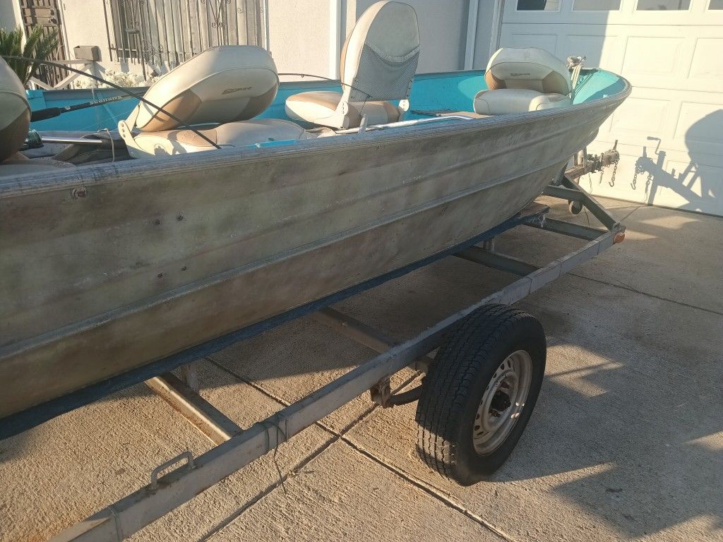 Boat Valco 16 Foot Aluminum Boat for Sale in Irwindale, CA OfferUp