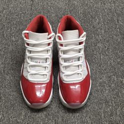 Nike Air Jordan 11 Retro High Cherry Size 9 (CT8012-116)