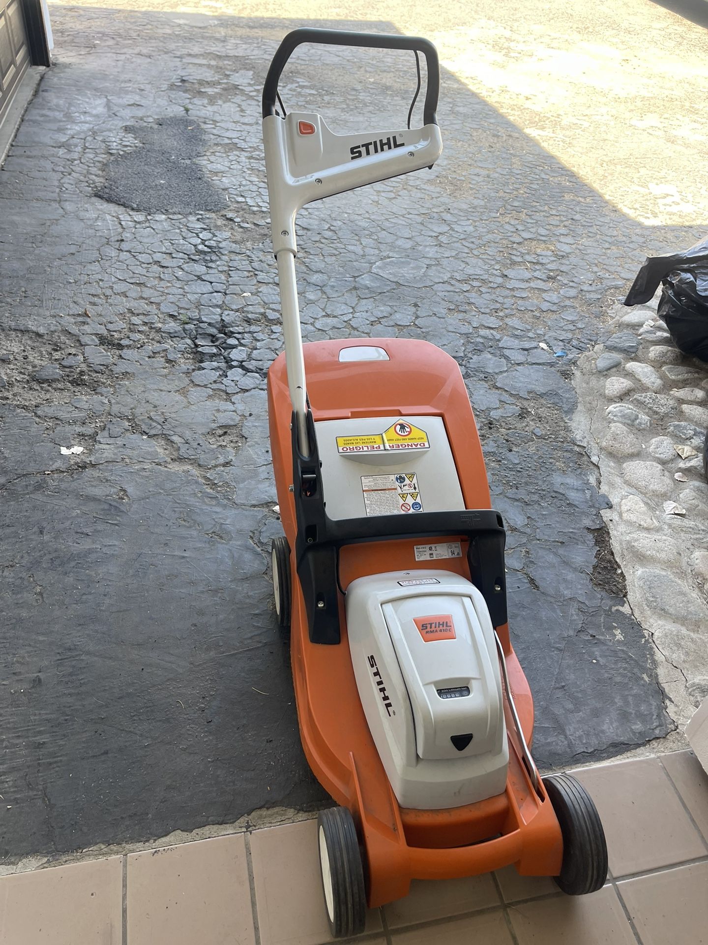 Sthil Battery Powered Lawn Mower 410-C