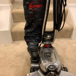 Kirby Vacuum Cleaner And Shampooed