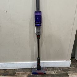 Dyson Vacuum 