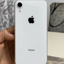 Apple iPhone SE 64Gb 2nd Generation 