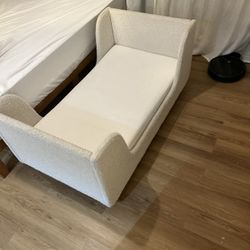 Toddler Bed From Rooms To Go 