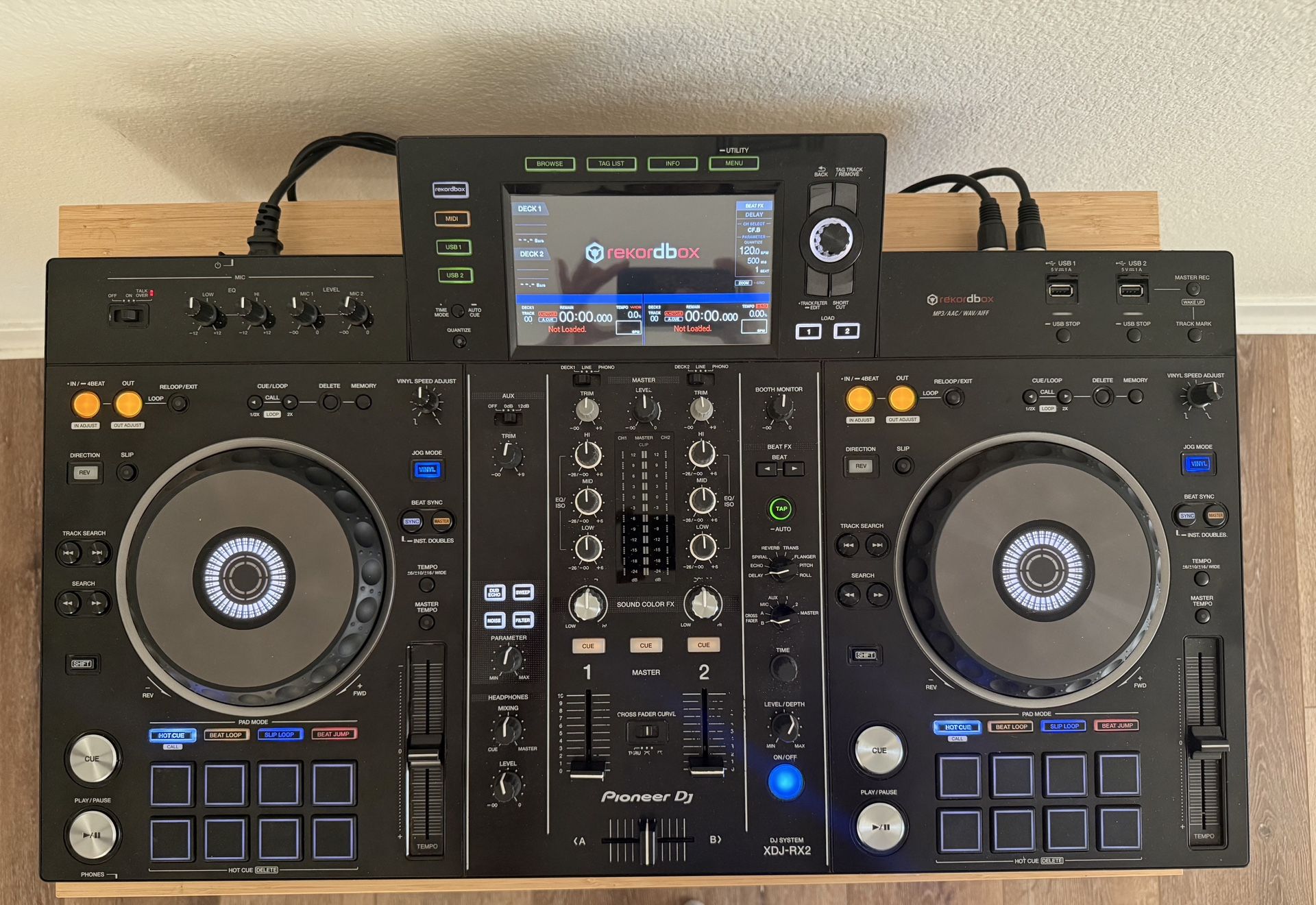 Pioneer XDJ-RX2 Professional Digital All In One DJ System - Used