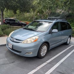 2007 Toyota Sienna XLE