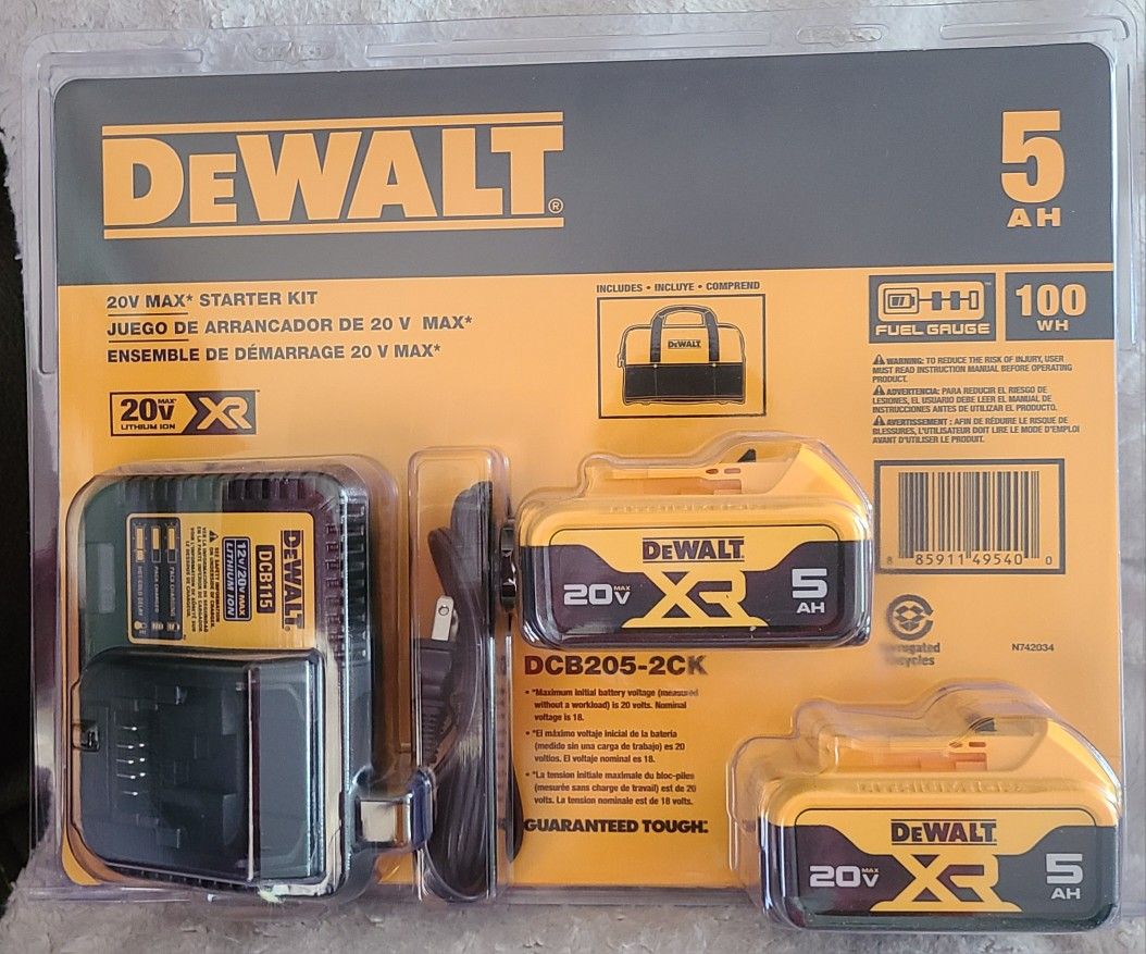 DEWALT 20V MAX Battery Starter Kit with 2-5 AH Charger And Soft Bag (DCB205-2CK)