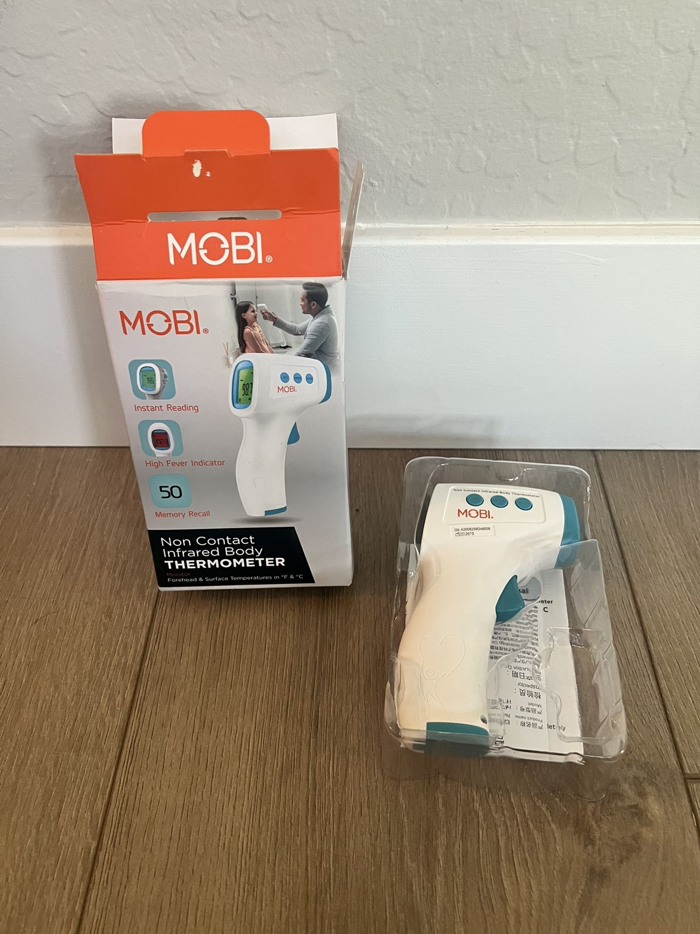 Like NEW- MOBI Digital Non-Contact Digital LCD Thermometer- Baby/Adult & Food