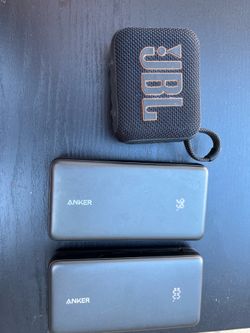 Speaker + portable battery combo !