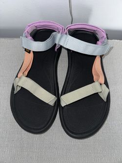 Sandals TEVA brand New Size 11 Women 