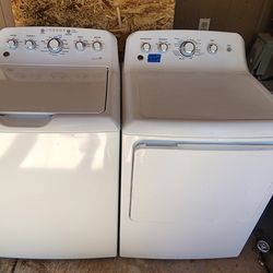 Washer And Dryer Electric General Electric Can̈on Size Capacity Plus Tub Whit Warranty $550 delivery available