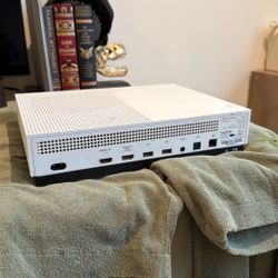Xbox One S 
