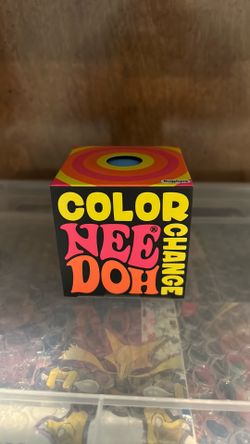 Color changing needoh
