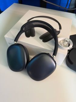 Apple AirPods Max Headphones Midnight