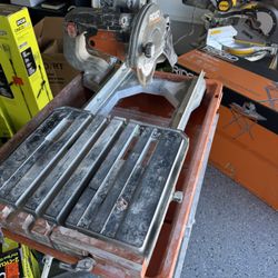 8” wet tile saw, 12amp- Ridgid 