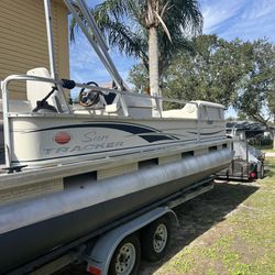 2008 Sun Tracker 24 party barge . Sun tracker