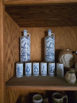 Budweiser Decanter Sets ~ Budman Steins