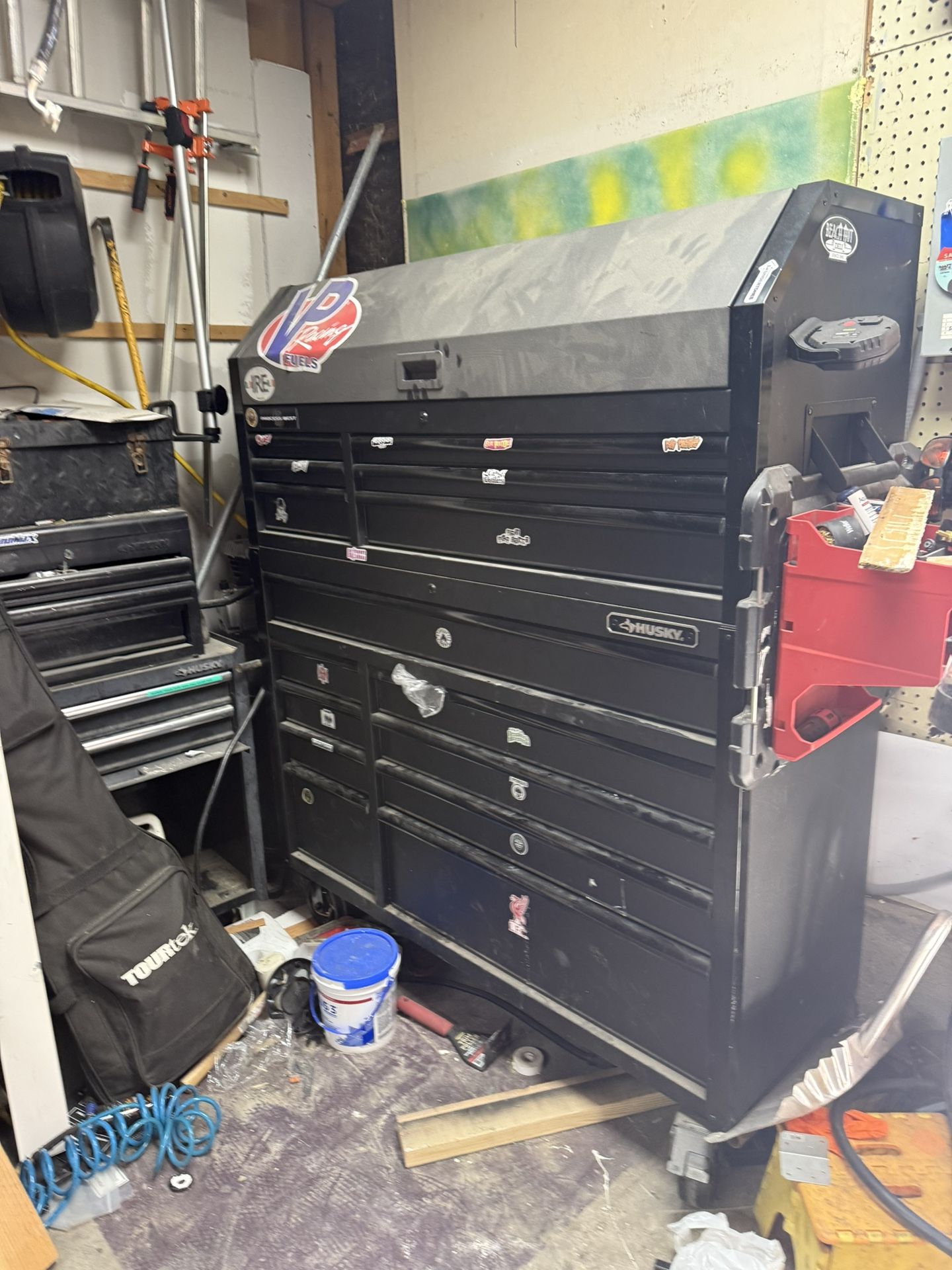 Husky Rolling Tool chest