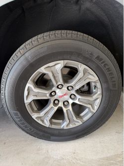 Michelin Primacy LTX Used Tires (Pair, Tires Only)