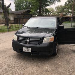 2010 Dodge Grand Caravan SE Clean Title Great Condition 
