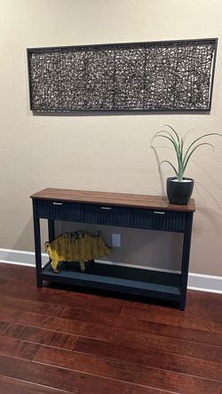 47” Console table with 3 fluted drawers