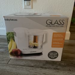 Baby Brezza Glass Food Maker - Never Used 