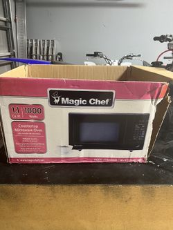 Magic Chef Countertop Microwave Oven