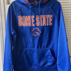 Colosseum, Boise State sweater NEW, Available in S, M, L,XL, XXL, Typo On Hoodie