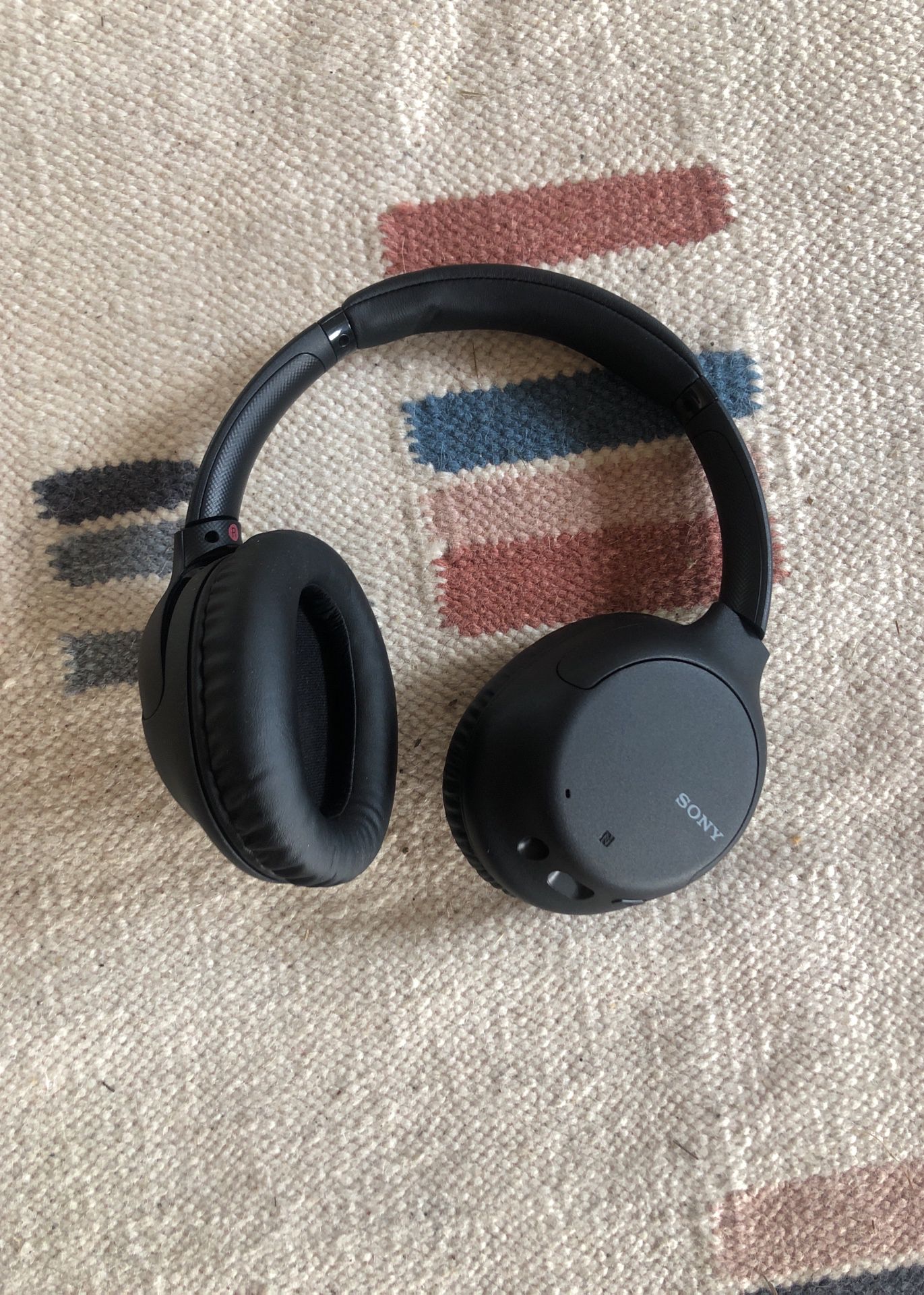 SONY Wireless Bluetooth Noise-Cancelling Headphones