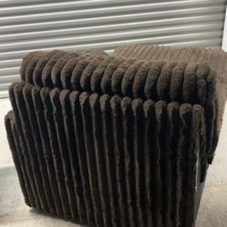 New Furniture Basically New Price Is Adjustable