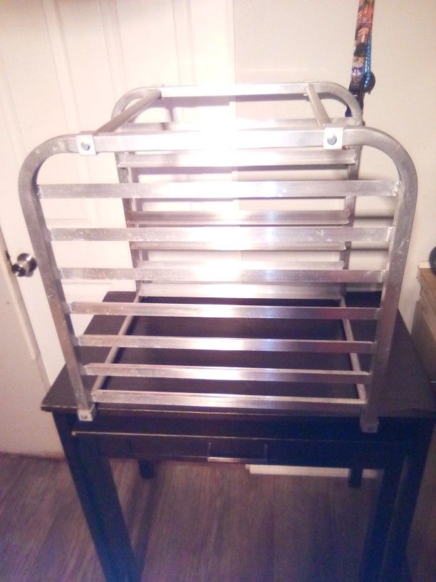 Restaurant Tray Racks7