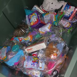 Vintage McDonald's and burger king collectible toys