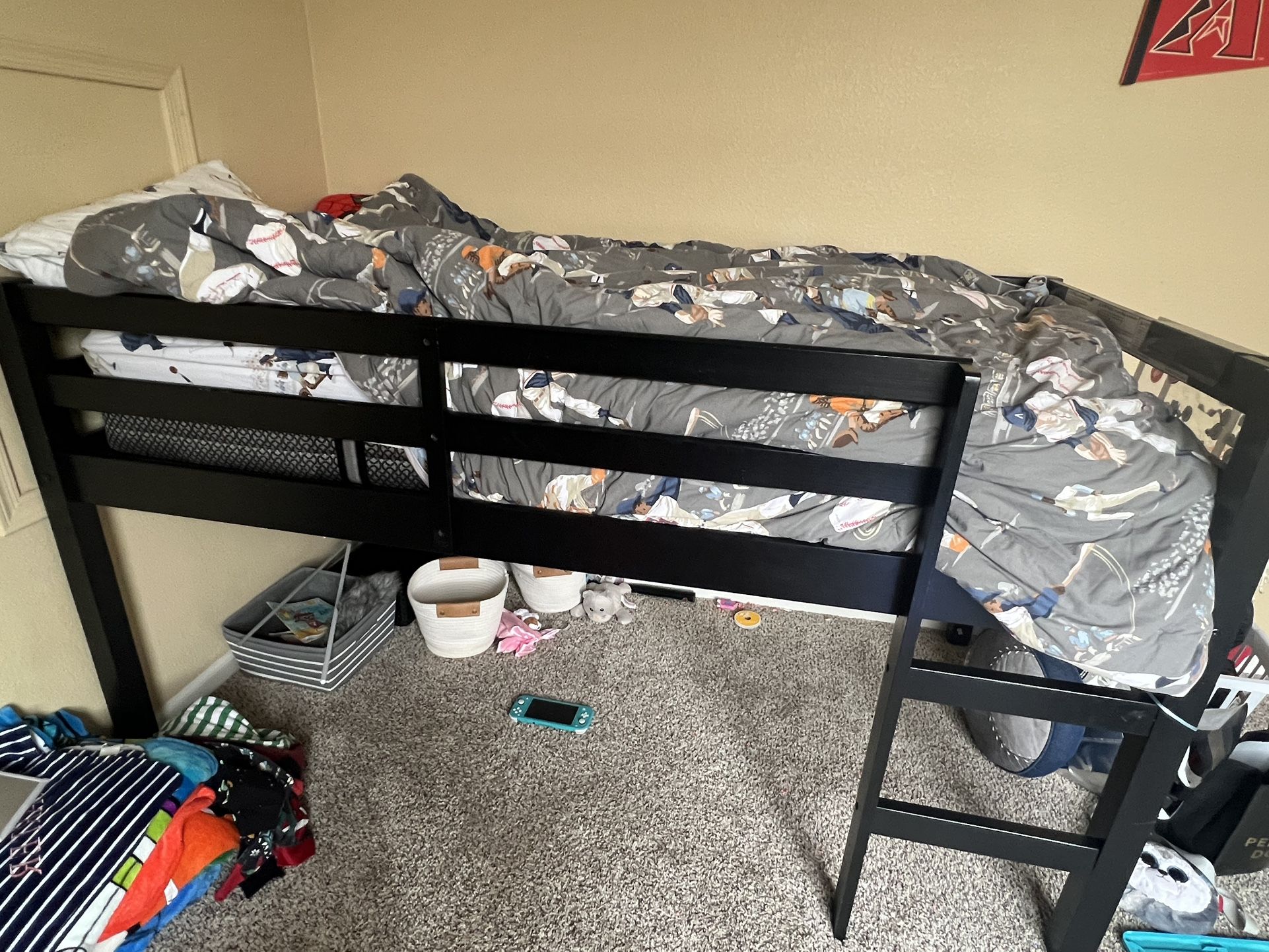 Twin Bed with mattress