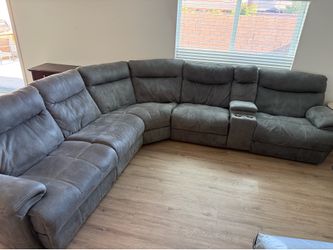 Recliner couch
