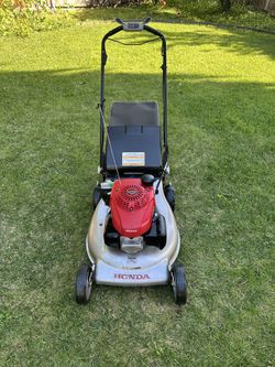 Honda HRR2169VKA self propelled lawn mower