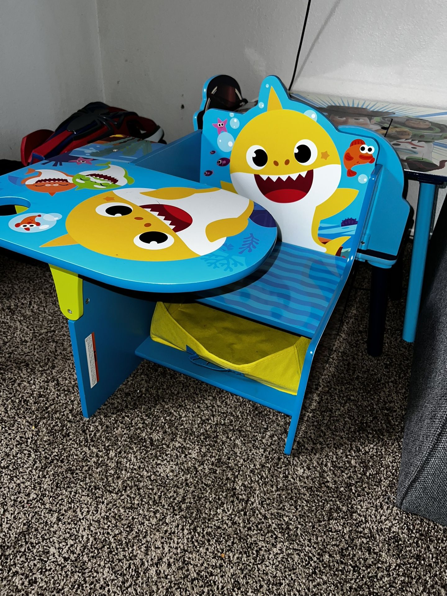 Kids Desk Baby Shark