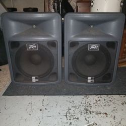 Peavey Pr15  PA Speakers