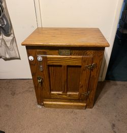Furniture, wood icebox