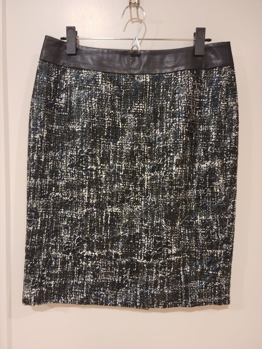 Abstract Pattern Pencil Skirt 