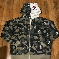 hello kitty hoodie large camo  bape hoodie