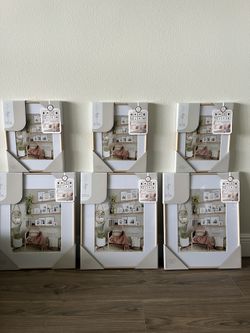 New Picture Frames Set