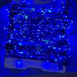 Beautiful Hollowing Lights.  (300)