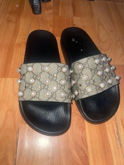 Gucci GG Supreme Pearl Studded Slides