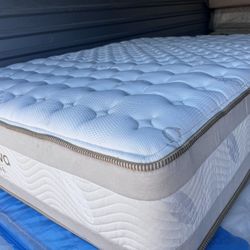 / Queen And King Organic/ Saatva RX Mattreses!!. Free delivery 