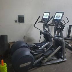 Precor EFX 885 Elliptical Crosstrainer w/ p80 Console
