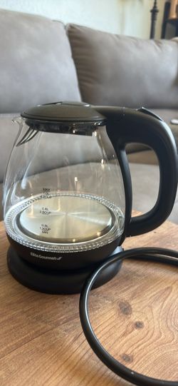 Hot water kettle