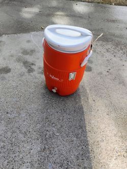 Igloo Cooler